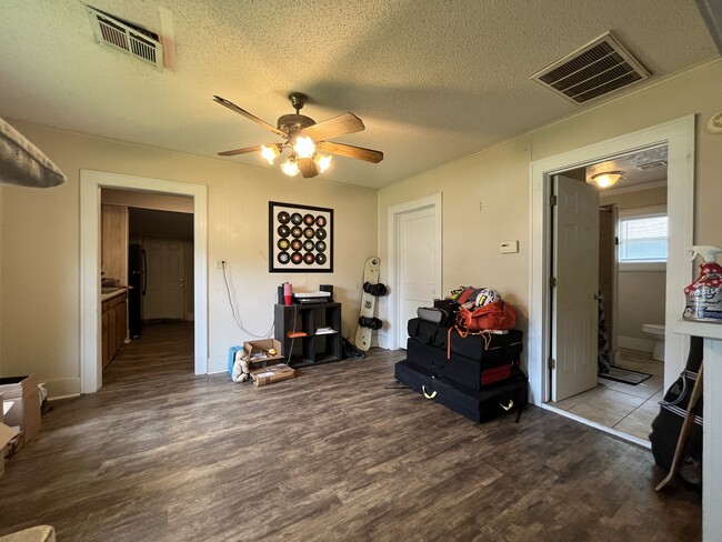 Dining Room - 801 S Jefferson St