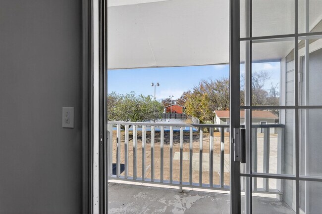 Building Photo - 50 Northtown Dr