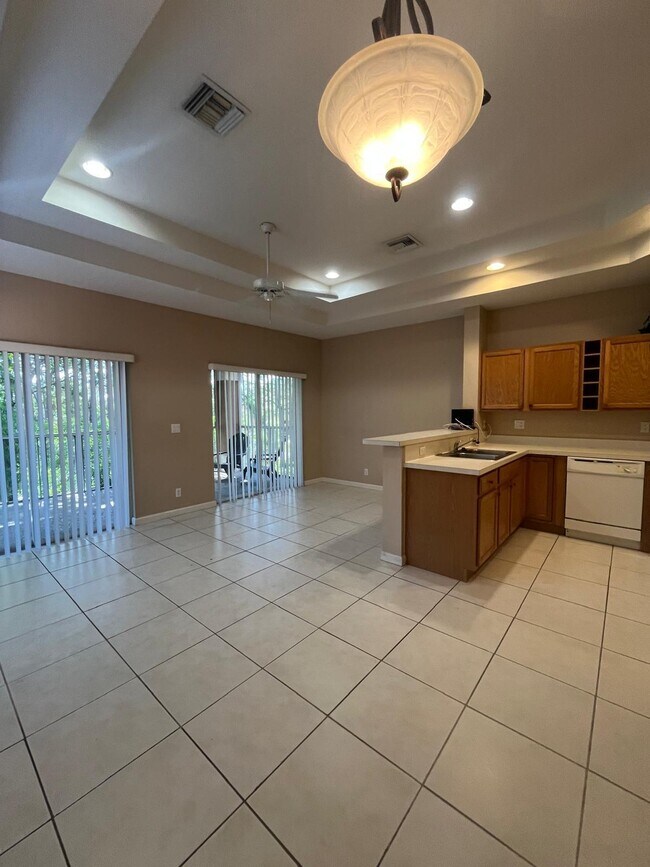 Building Photo - 8345 Mulligan Cir