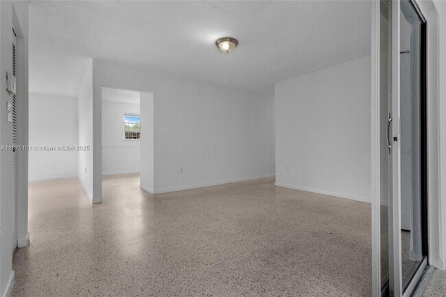 Building Photo - 3269 SW 23rd St
