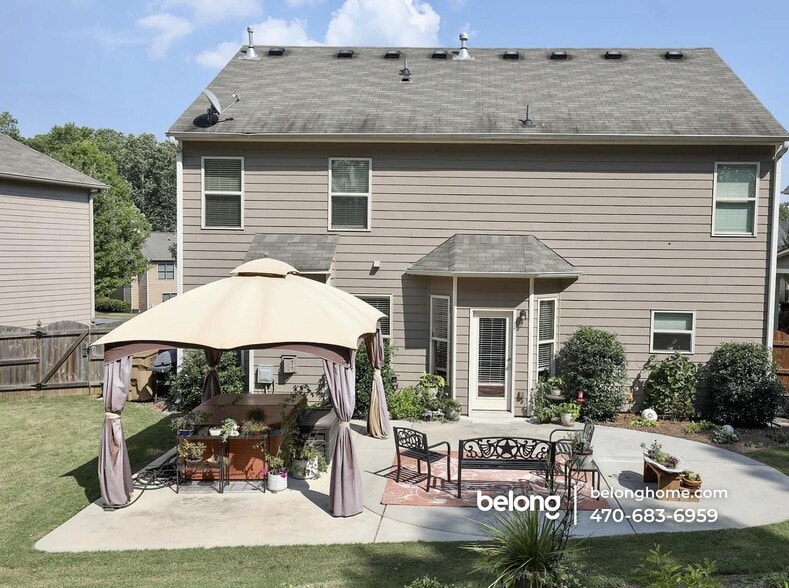 Building Photo - 206 Manous Way