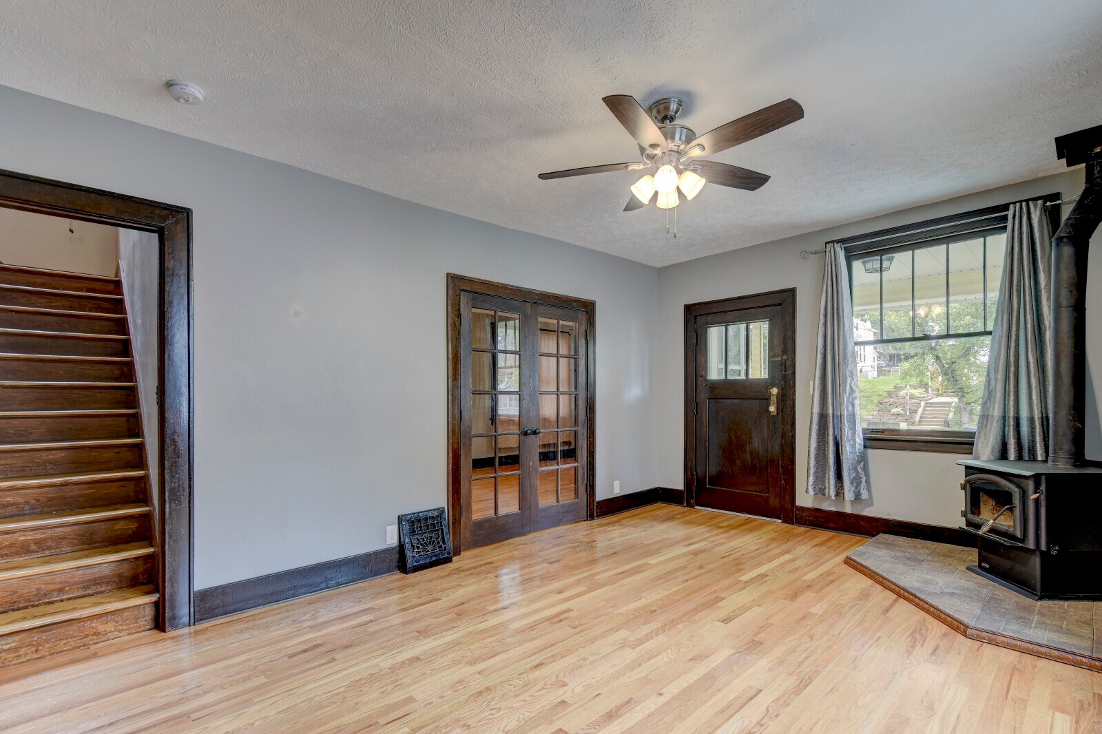 Building Photo - 816 N 43rd St