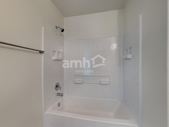 Building Photo - 15450 Bammel Oaks Ct