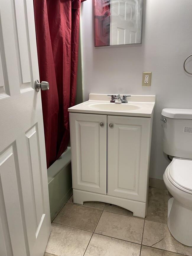 Building Photo - 88 Wakelee Rd