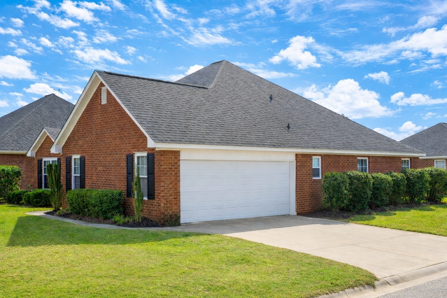 Building Photo - 2198 Balclutha Ln