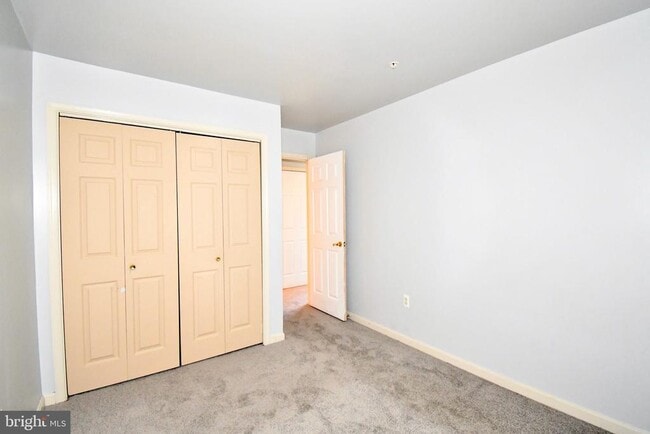 Building Photo - 11234 Hannah Way