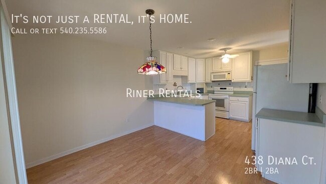 Building Photo - 438 Diana Ct