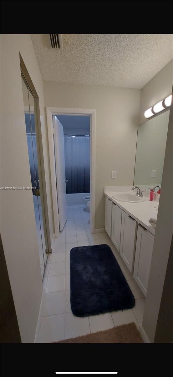 Building Photo - 6931 NW 169th Terrace