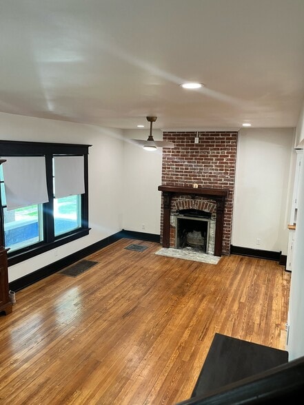 Building Photo - 4114 S 2nd St