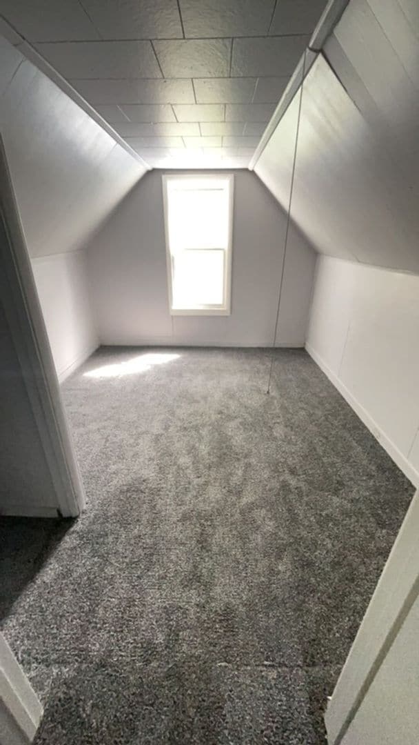 Building Photo - Single Family Home Available!