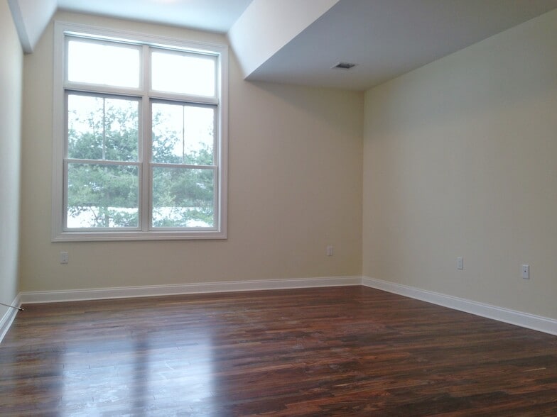 Bedroom 1 - 40 Russell Ave