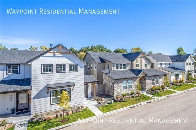 Building Photo - 1704 E Cutgrass Ln