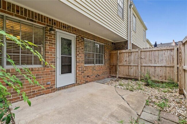 Building Photo - 110 Du Rhu Dr