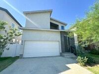 Building Photo - 424 Deer Path Lp