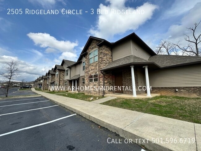 Building Photo - 2505 Ridgeland Cir