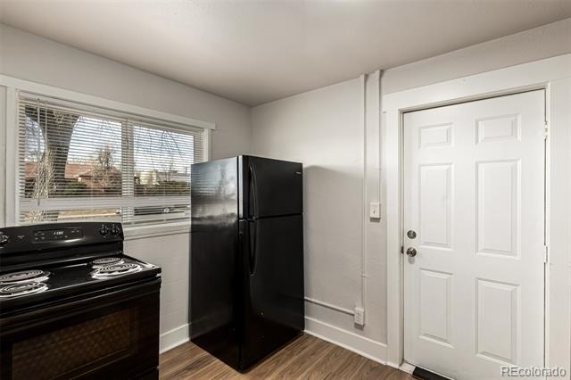 Building Photo - 1538 Clinton St