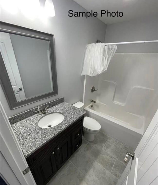 Building Photo - Franklin Avenue, Duplex