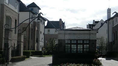 Building Photo - 2021 Fannin Station