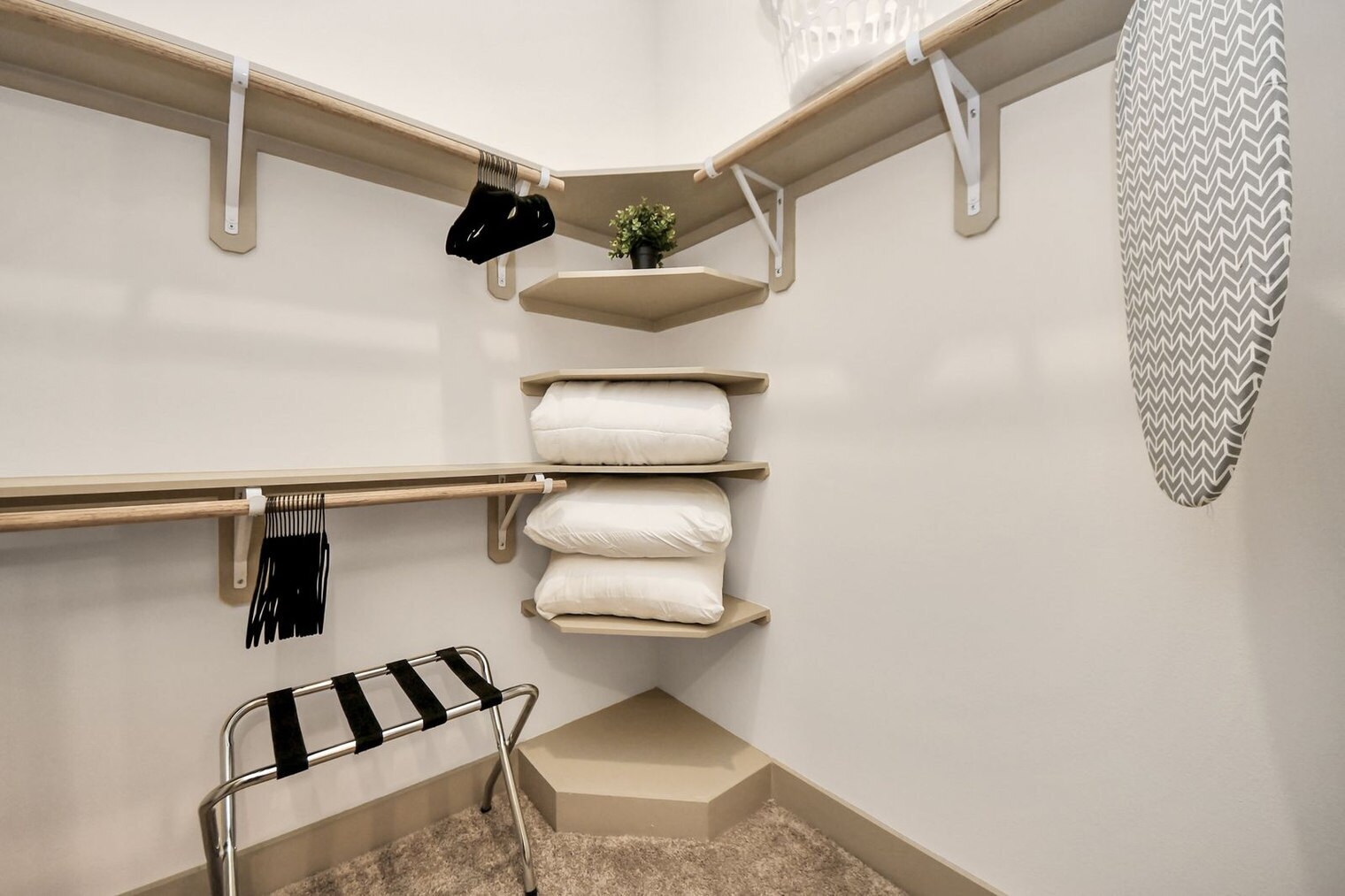 Building Photo - 18210 Park Row Blvd