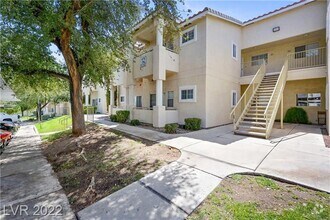 Building Photo - 2 Bed 2 Bath Green Valley Downstairs Condo