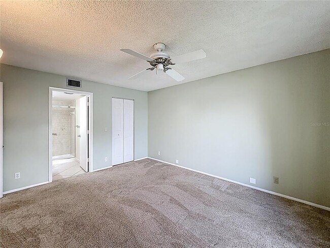 Building Photo - 826 Sky Pine Way