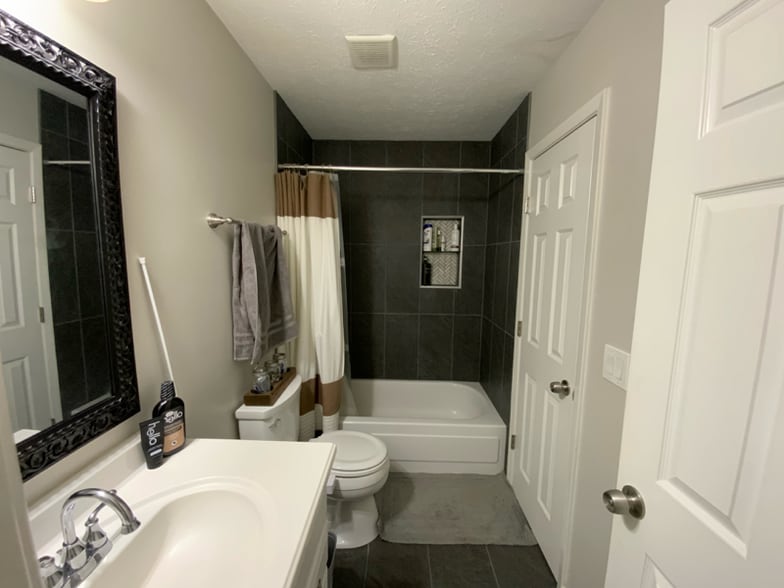 Building Photo - 14801 Winding Way