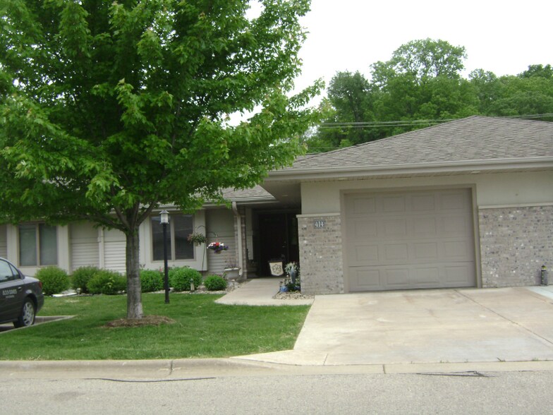 Building Photo - 416 New Age Cir