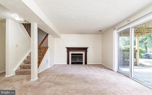 Building Photo - 6707 Ammendale Way