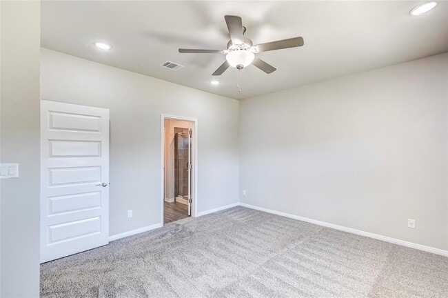 Building Photo - 2853 Moyer Ln
