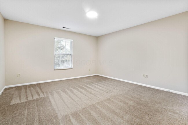 Building Photo - 4907 Stratford Pine Ln