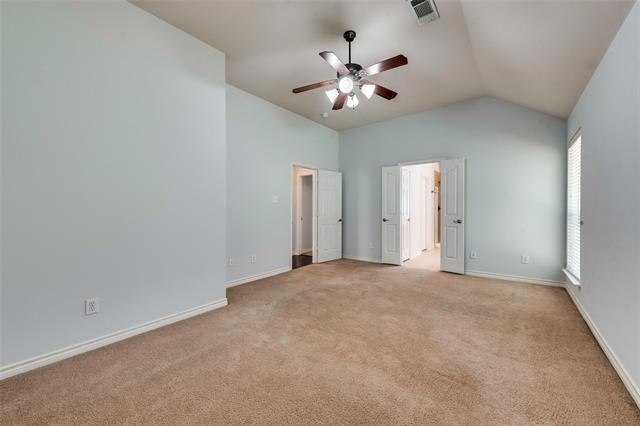 Building Photo - 2628 Triangle Leaf Dr