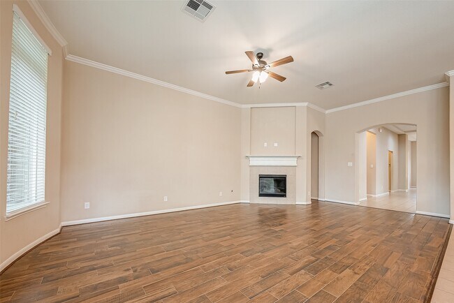 Building Photo - 22019 Flashing Ridge Dr