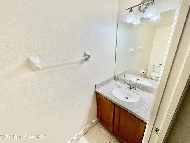 Building Photo - 242 Tin Roof Ave