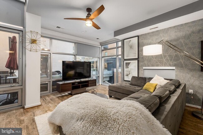 Building Photo - 6500 America Blvd