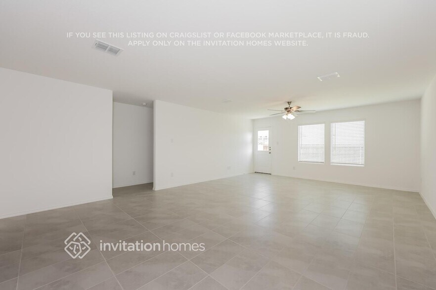 Building Photo - 507 Vicksburg Dr