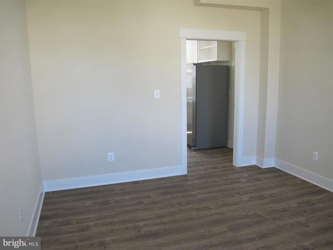 Building Photo - 43 Lee St