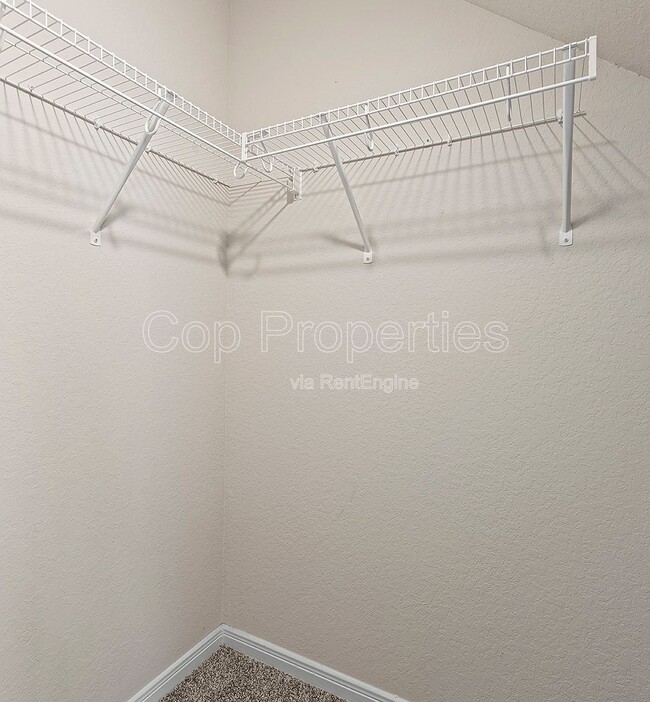 Building Photo - 5103 Topaz Bnd