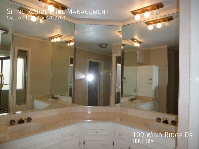 Building Photo - 109 Wind Ridge Dr