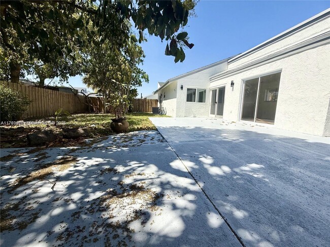 Building Photo - 12410 SW 203rd St