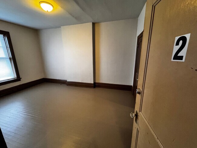 Building Photo - 1921 Market St