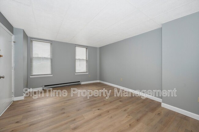 Building Photo - 225-229 Jonathan Street (new) - 225-302