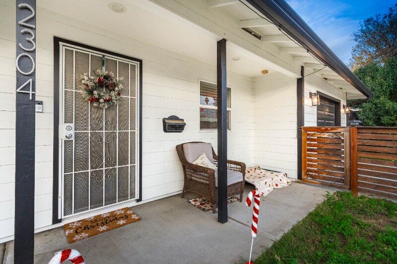 Building Photo - 2304 Michigan Blvd