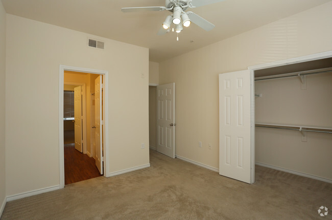 Interior Photo - Renaissance Courts Apartments