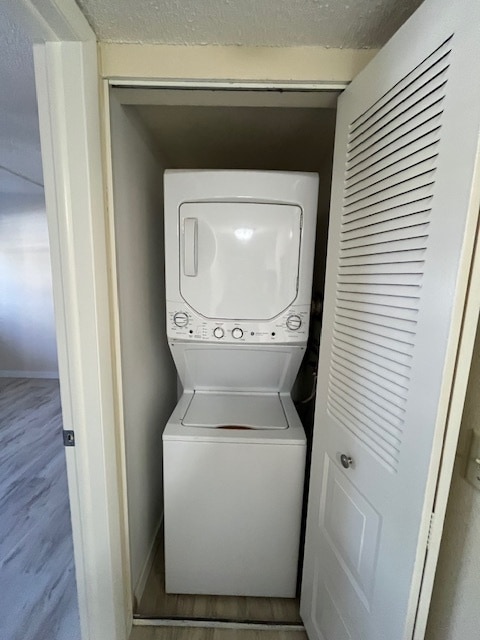 Washer/dryer - 1515 Forrest Nelson Blvd