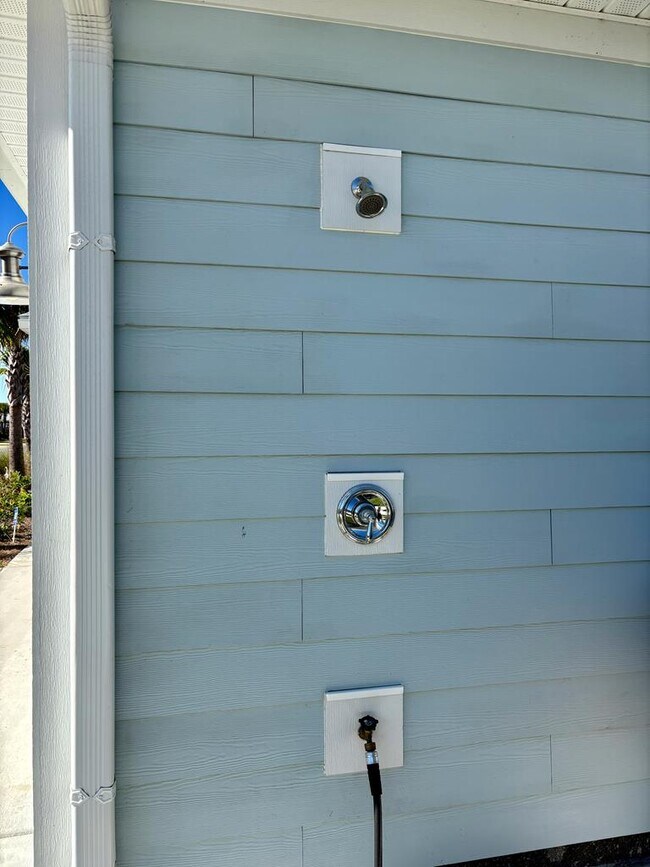 Building Photo - 492 Vermilion Cir