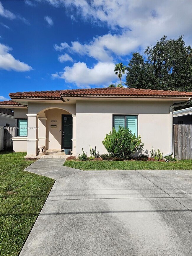 Primary Photo - 2030 SW 60th Ave