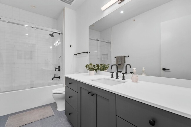 Building Photo - Luxury 3 Story Condo in Exclusive Titletown District