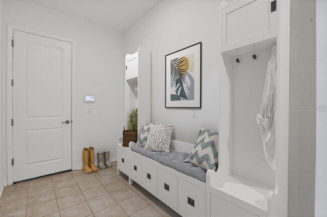 Building Photo - 7228 Great Egret Blvd