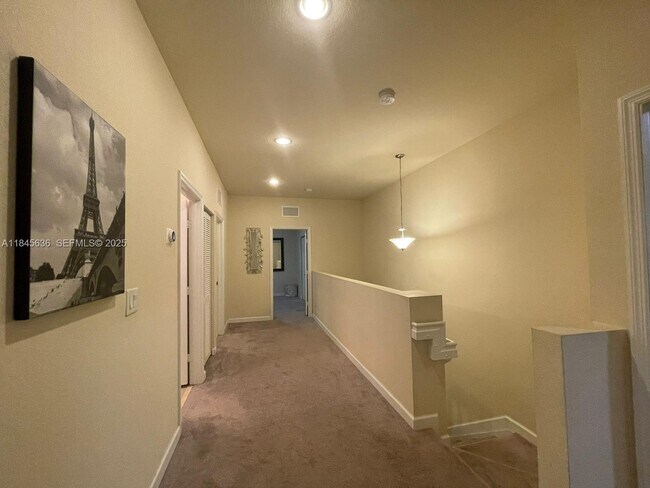 Building Photo - 8878 W 33rd Ave