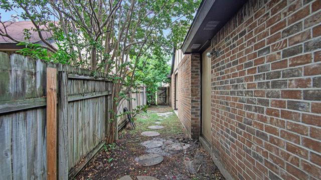 Building Photo - 318 Liberty Pl